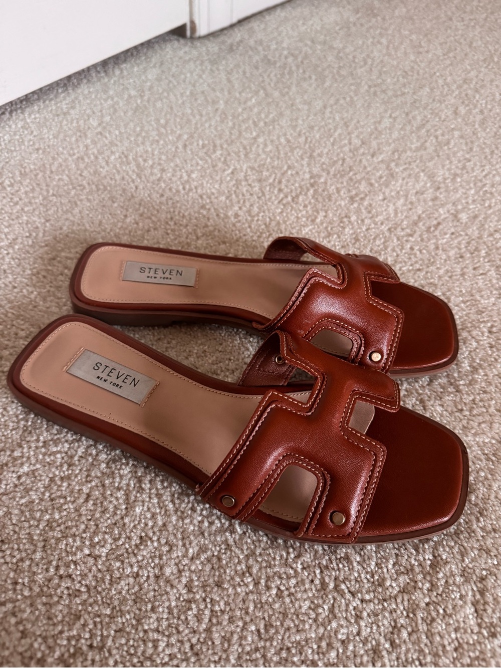 H-Style Cutout Cognac Slide Sandals